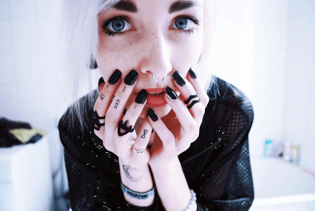 Kimiperi wearing Grunge tumblr blog