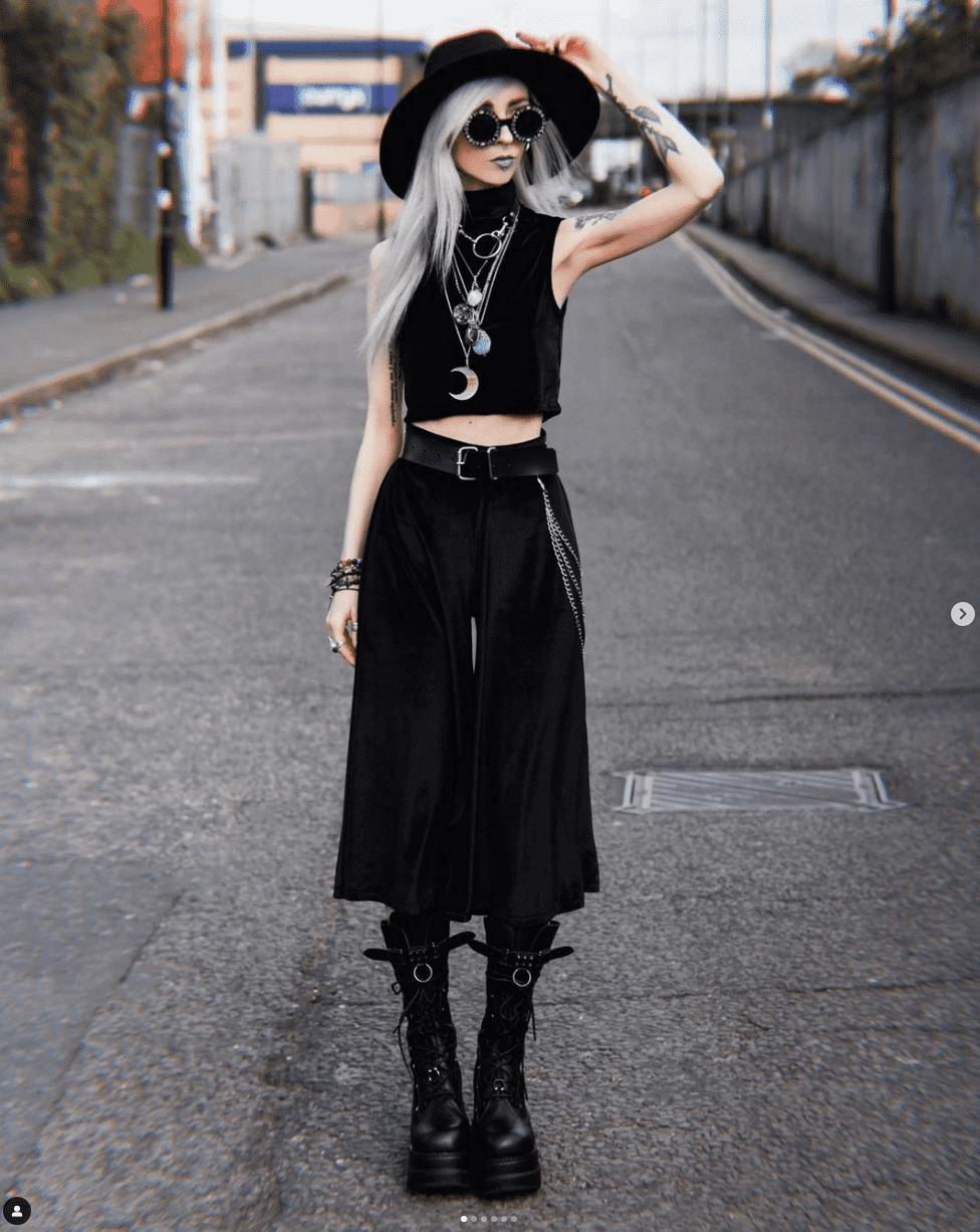 Kimiperi presents Whitehair fashion collection