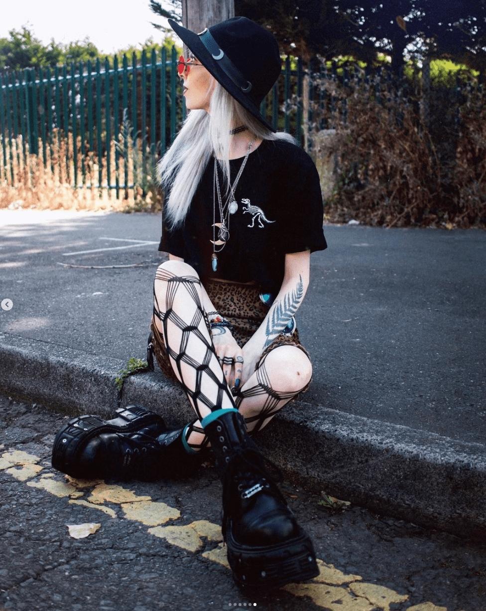 Kimiperi Fashion influencer Street Style fashion exclusively