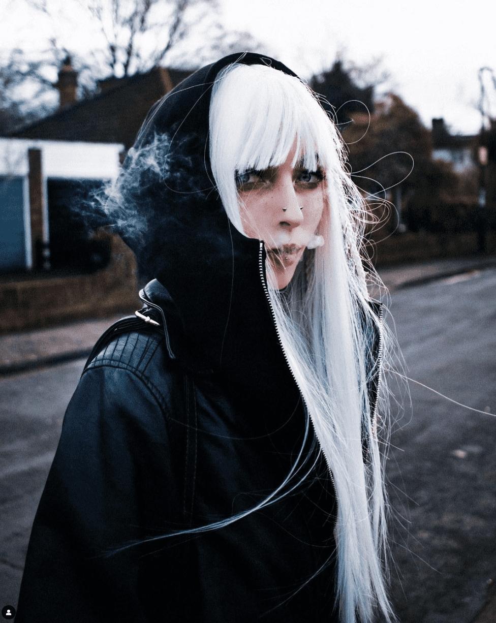 Kimiperi shows Fresh and slay geek fashion exclusively