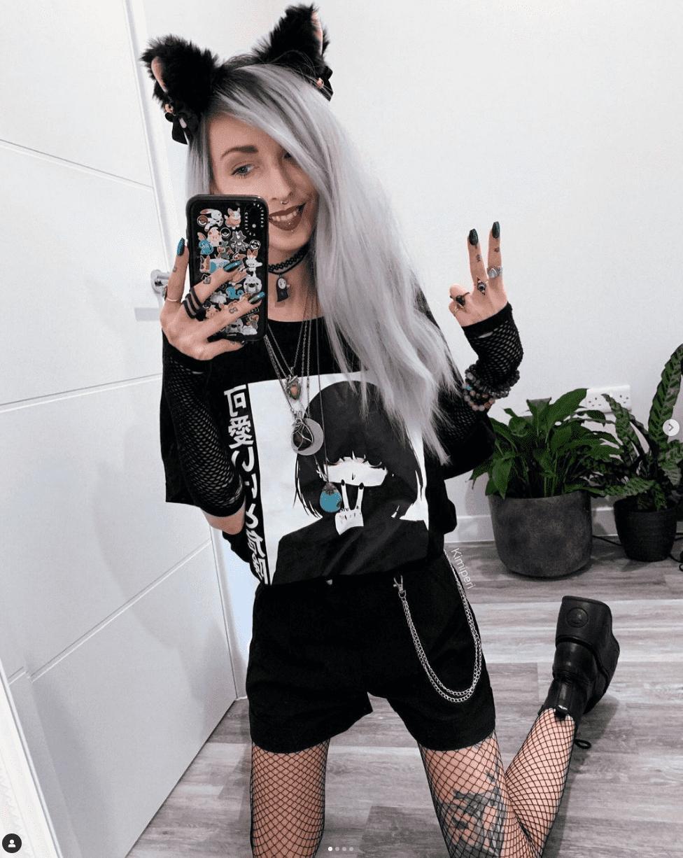 Kimiperi presents Whitehair true London