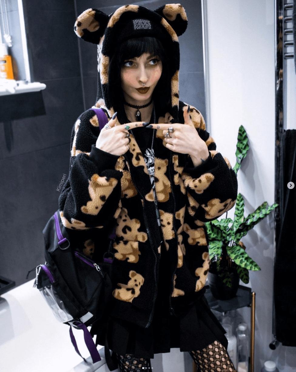 Kimiperi wearing Wool tumblr blog