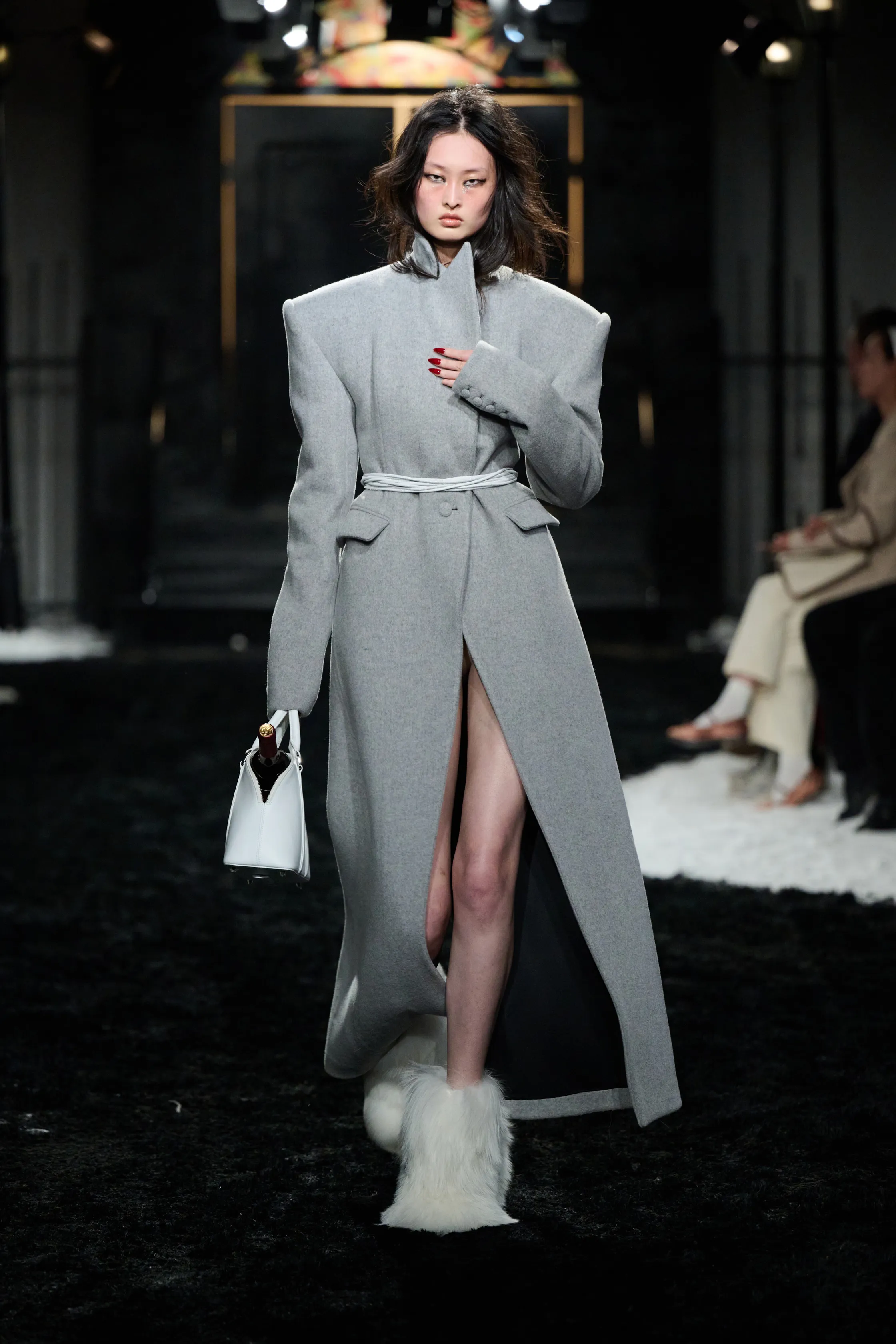 00042-markgong-fall-2024-ready-to-wear-shanghai-credit-brand.webp